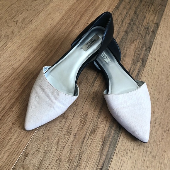 Simply Vera Vera Wang Shoes - Vera Wang Pink & Black Cutout Flats